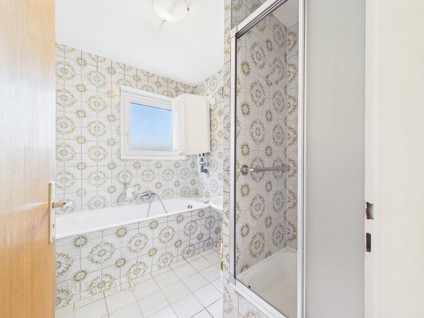 Bad Wohnung EG