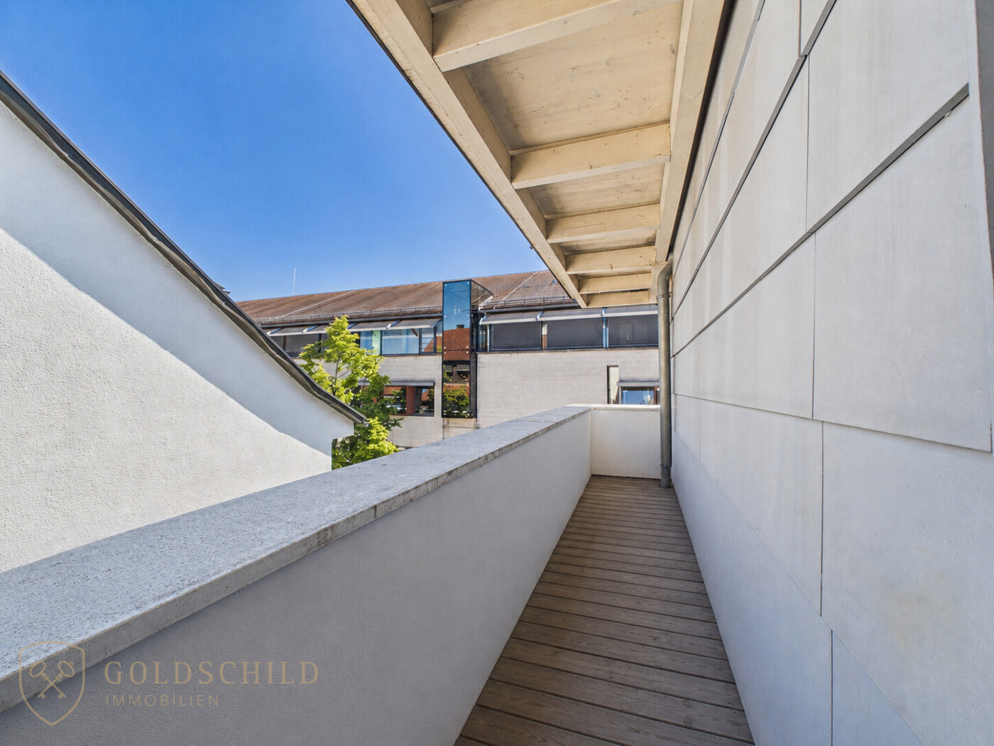 Balkon (KI-modifiziert)