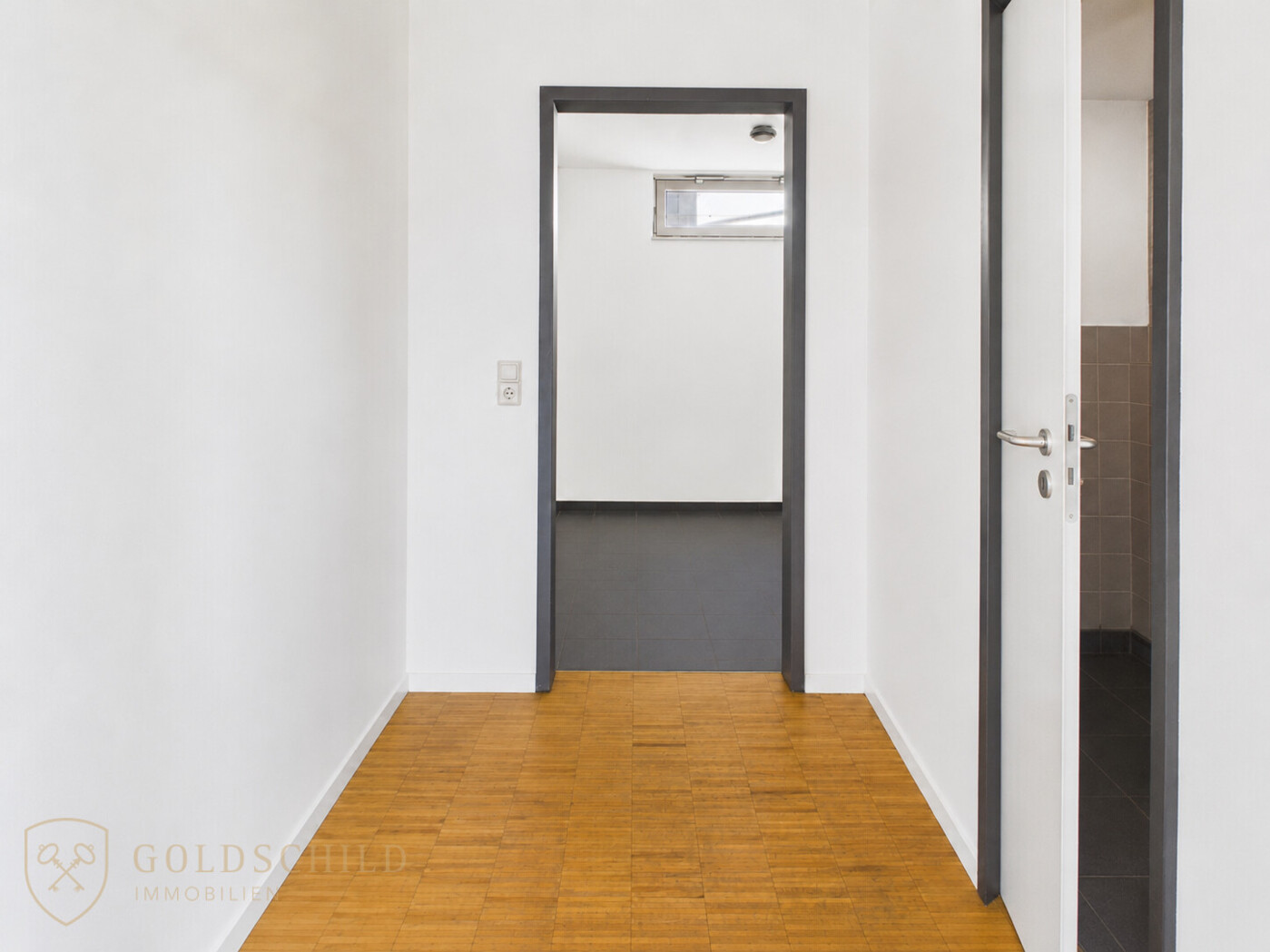 Badezimmer (KI-modifiziert)