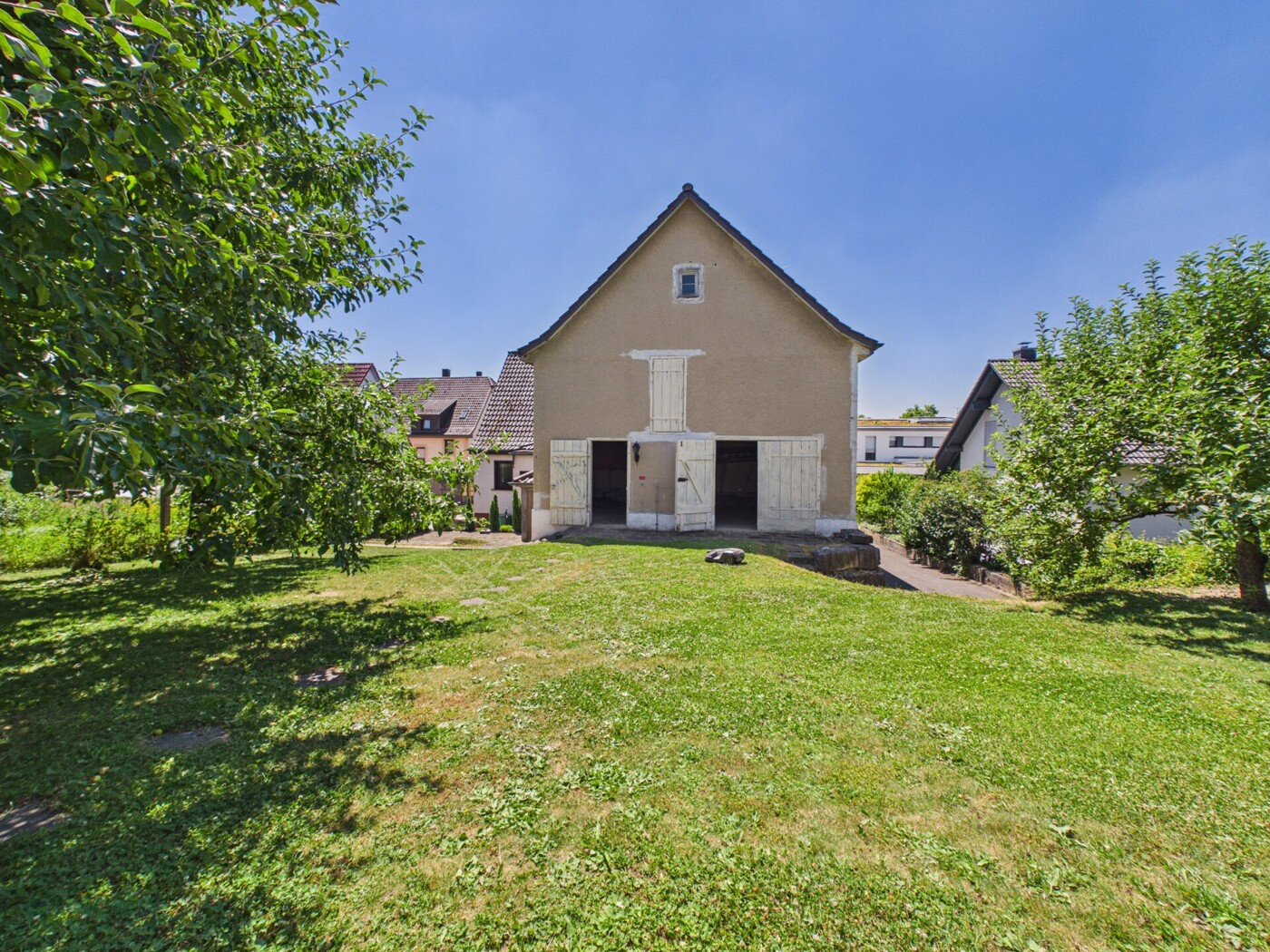 Einfamilienhaus Hochdorf Ansicht Scheune