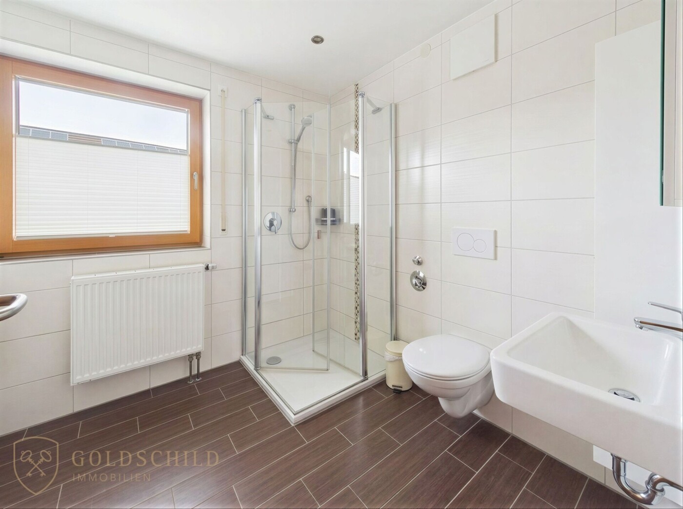 OG Badezimmer (KI-modifiziert)