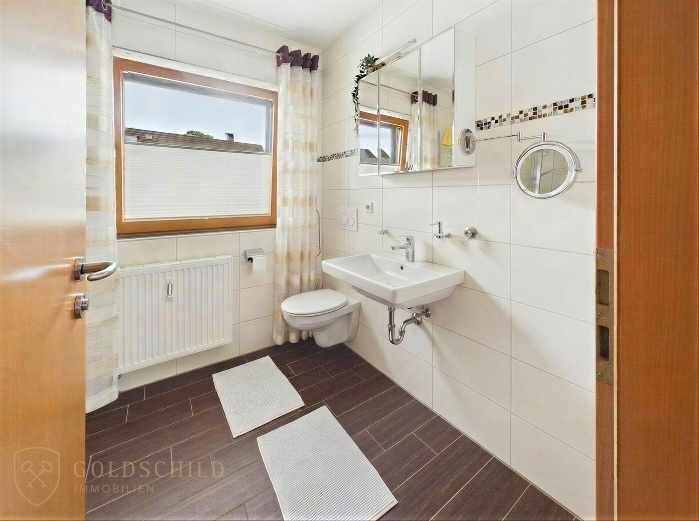 OG Badezimmer 2 (KI-modifiziert)