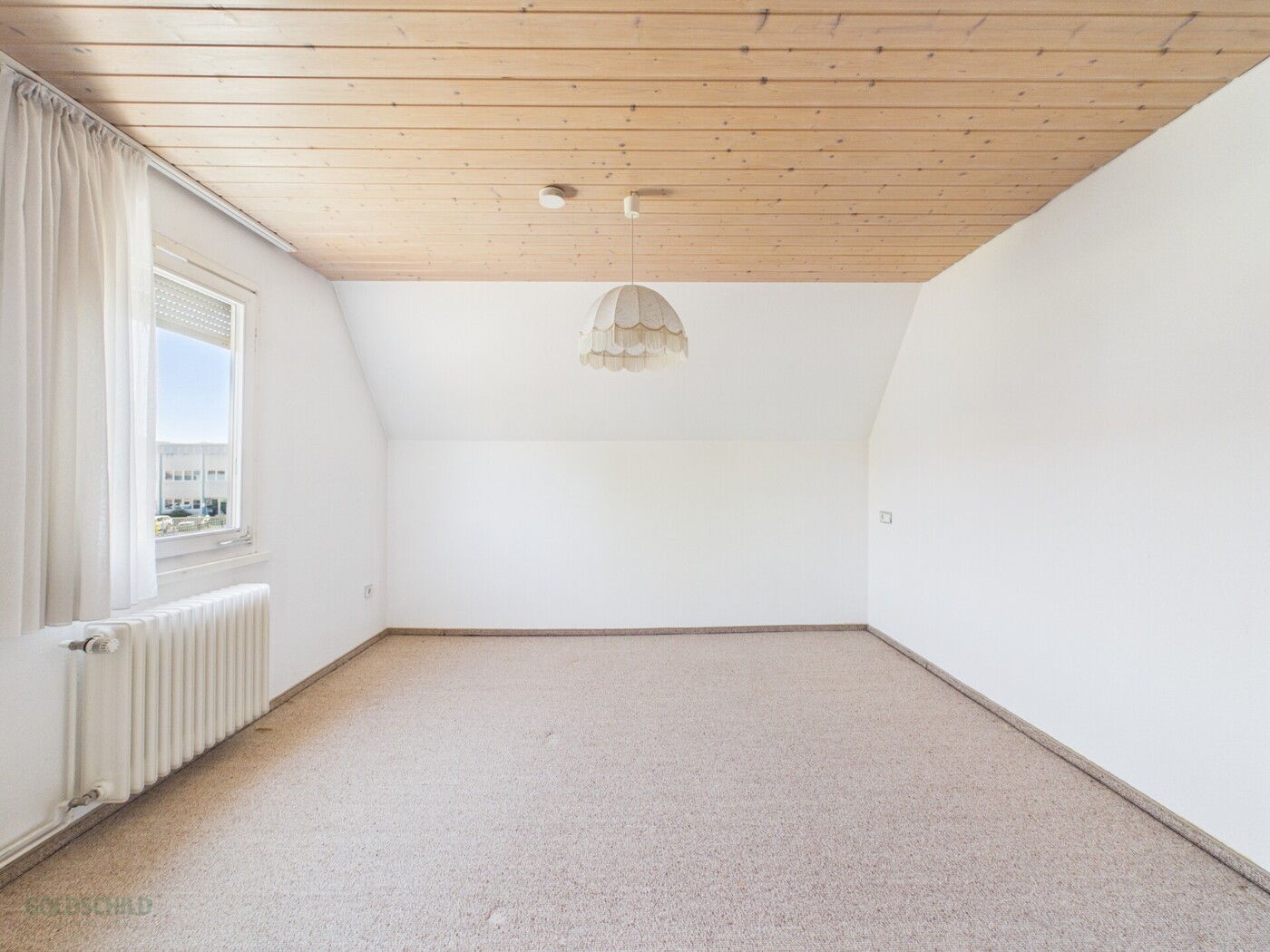 Einfamilienhaus_Metzingen_DG_Zimmer6