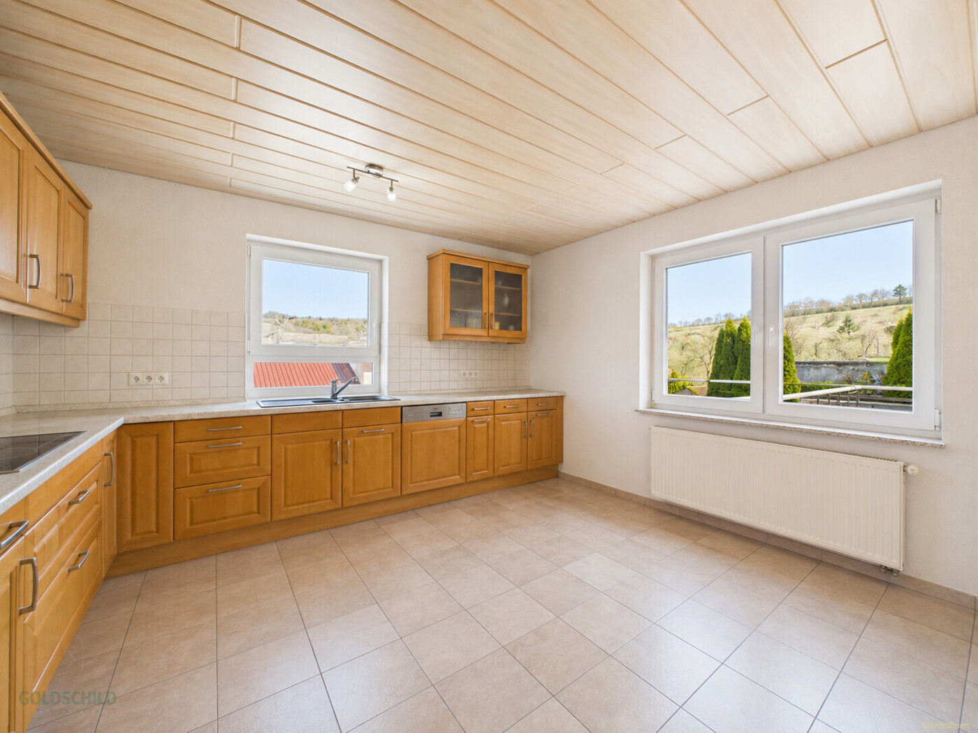 2-Familienhaus_Sonnebühl-Erpfingen_Küche_EG2(KI-modifiziert)