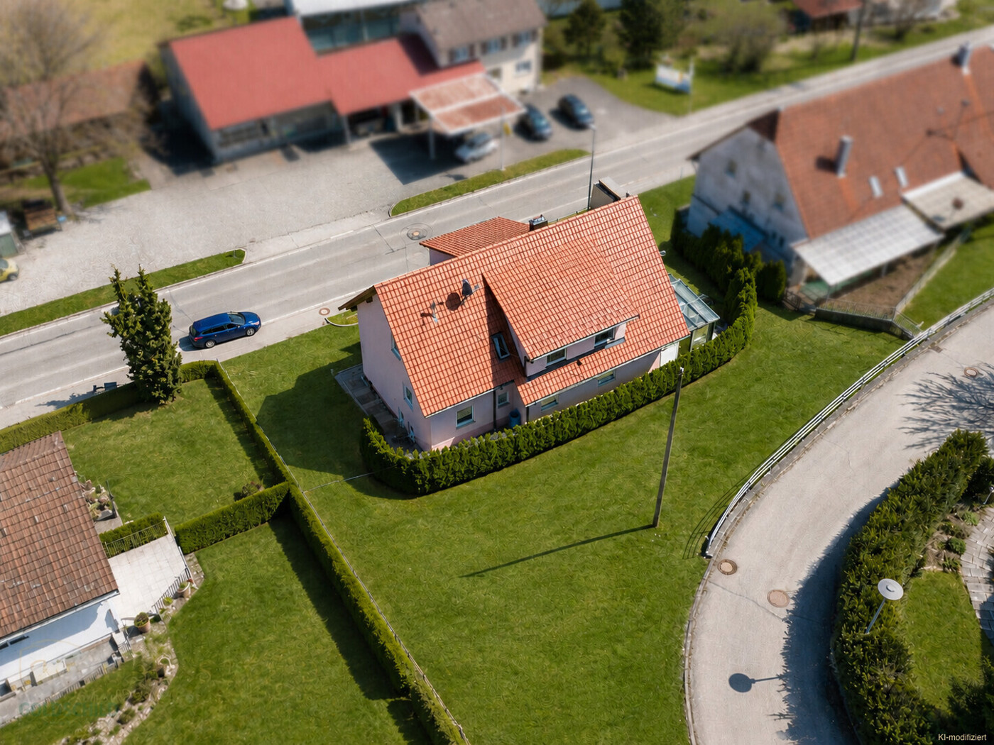 2-Familienhaus_Sonnebühl-Erpfingen_Luftbild (KI-modifiziert)
