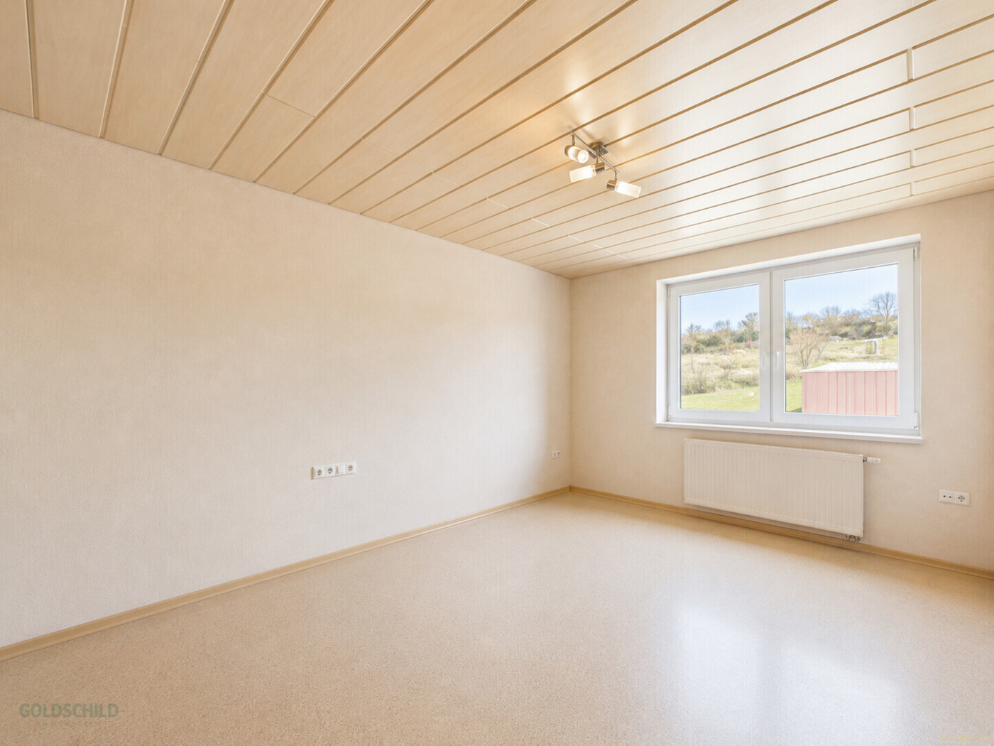 2-Familienhaus_Sonnebühl-Erpfingen_Schlafzimmer2(KI-modifiziert)