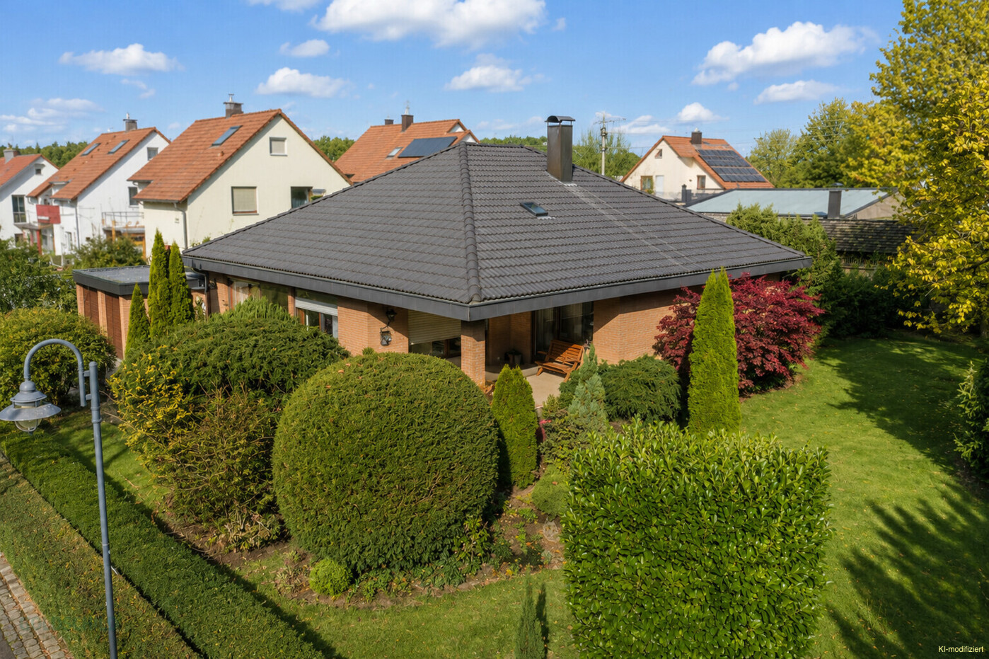 Einfamilienhaus_Zell_Ansicht (KI-modifiziert)
