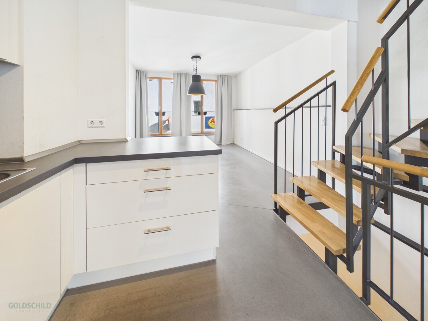 Einfamilienhaus_Reutlingen_Aufgang 2. OG