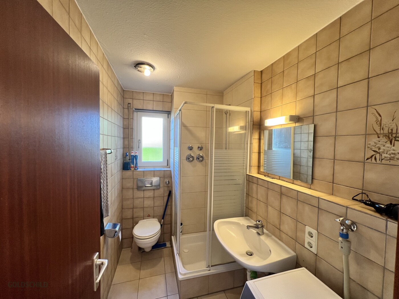 Tageslichtbad mit Dusche
