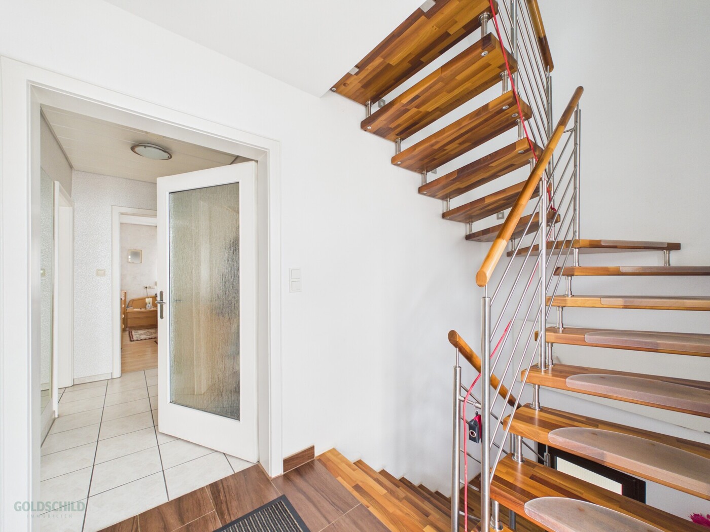 CAM02061G0-PR0103-STILL020