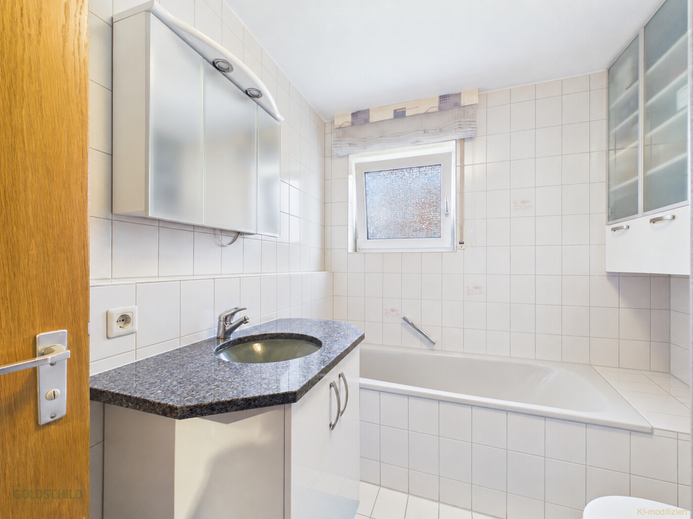Reihenendhaus_Wendlingen_Badezimmer_OG (KI-modifiziert)