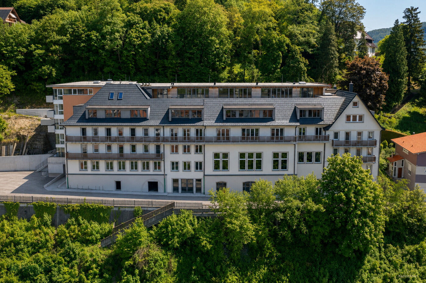Renditeanlage_Bad Urach_Ansicht (KI-modifiziert)