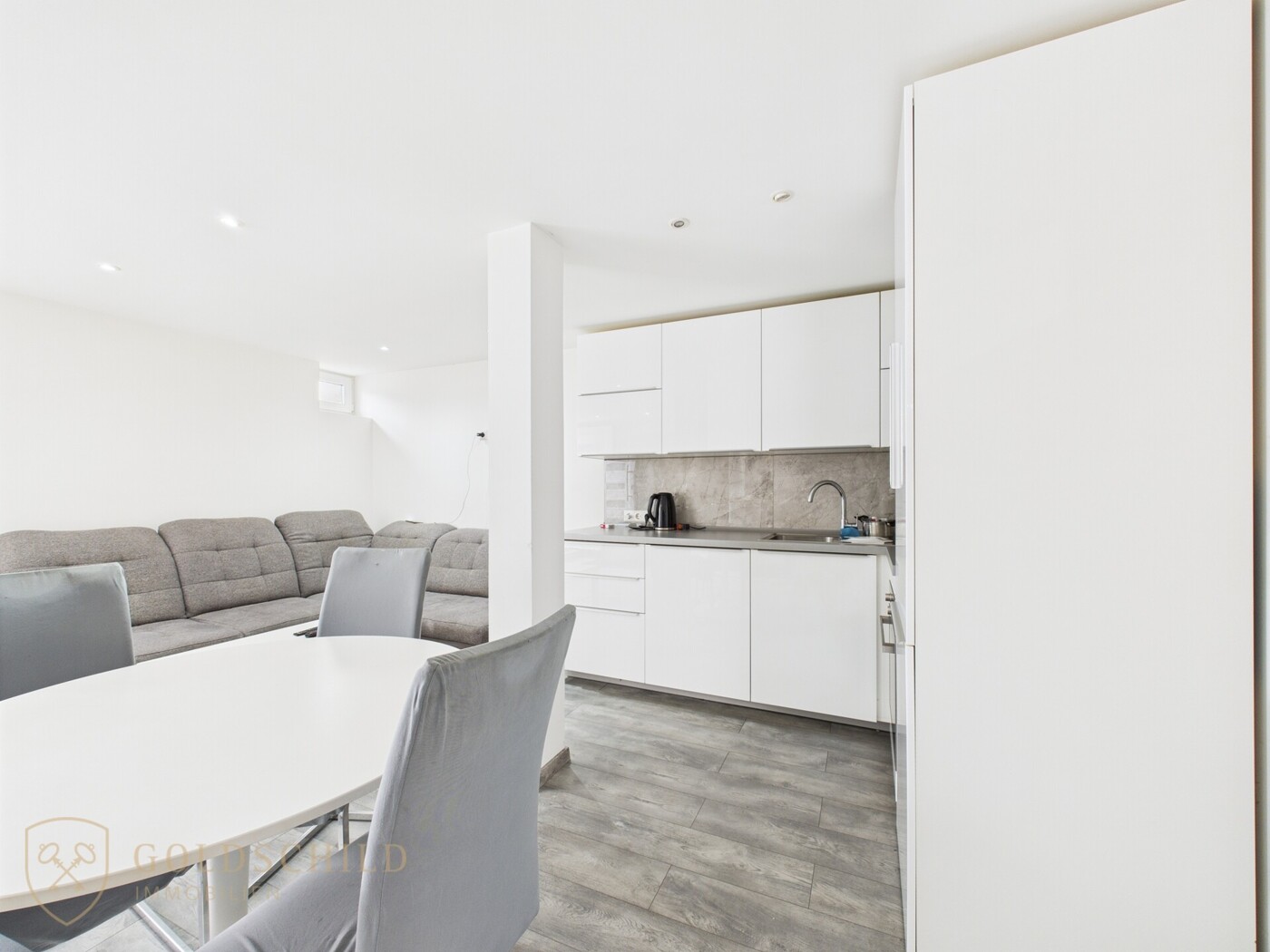 Familienhaus Metzingen Offene Küche Einliegerwohnung