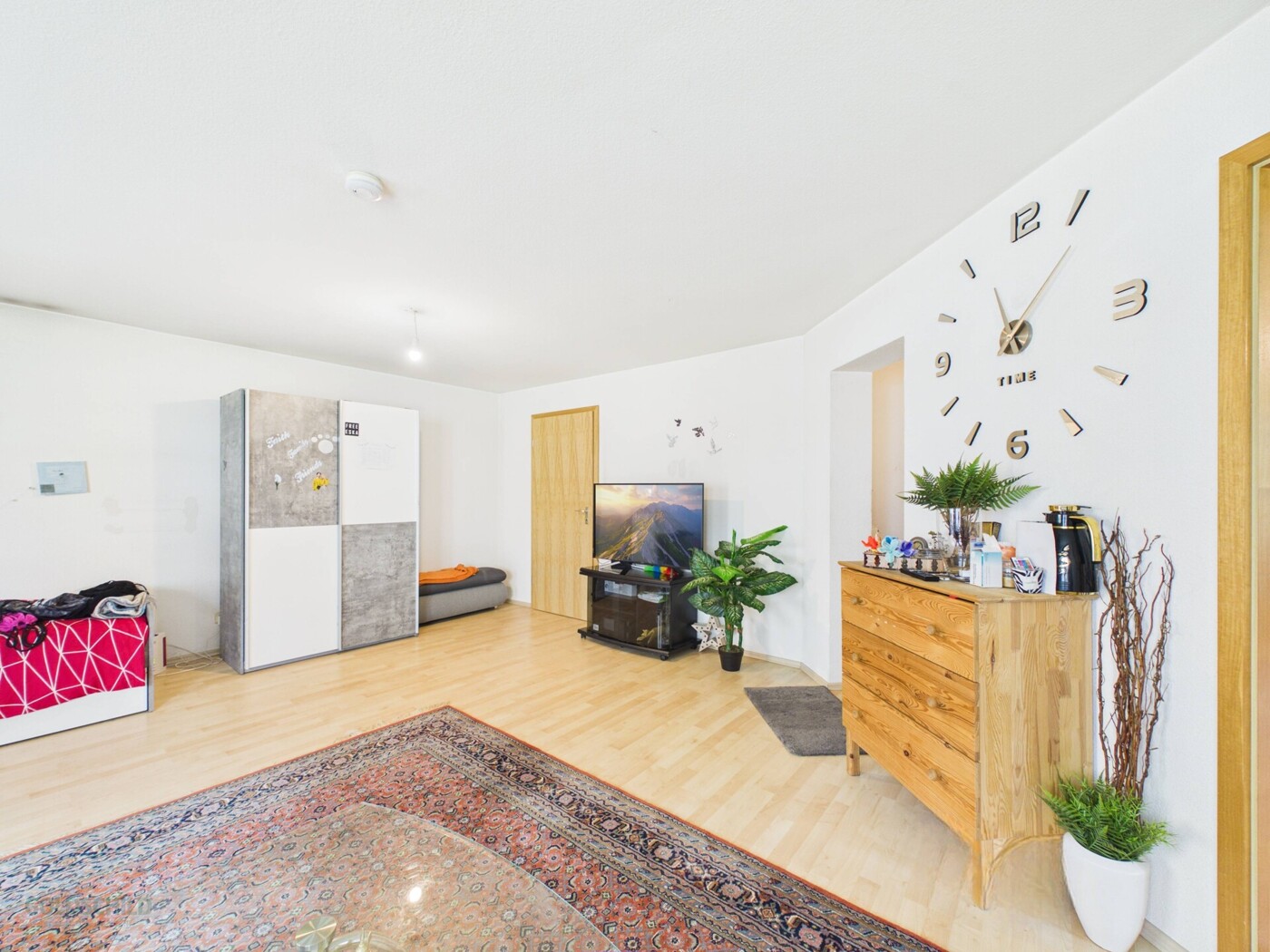 Eigentumswohnung_Neckartenzlingen_Wohnzimmer