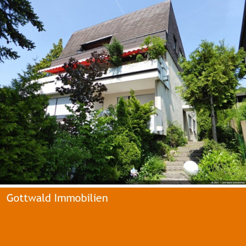 stattliche Vorderansicht