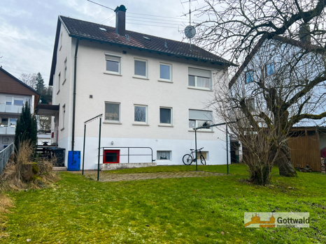 Hausansicht vom Garten
