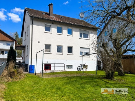 Hausansicht vom Garten