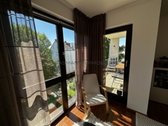 Zugang zum Balkon II