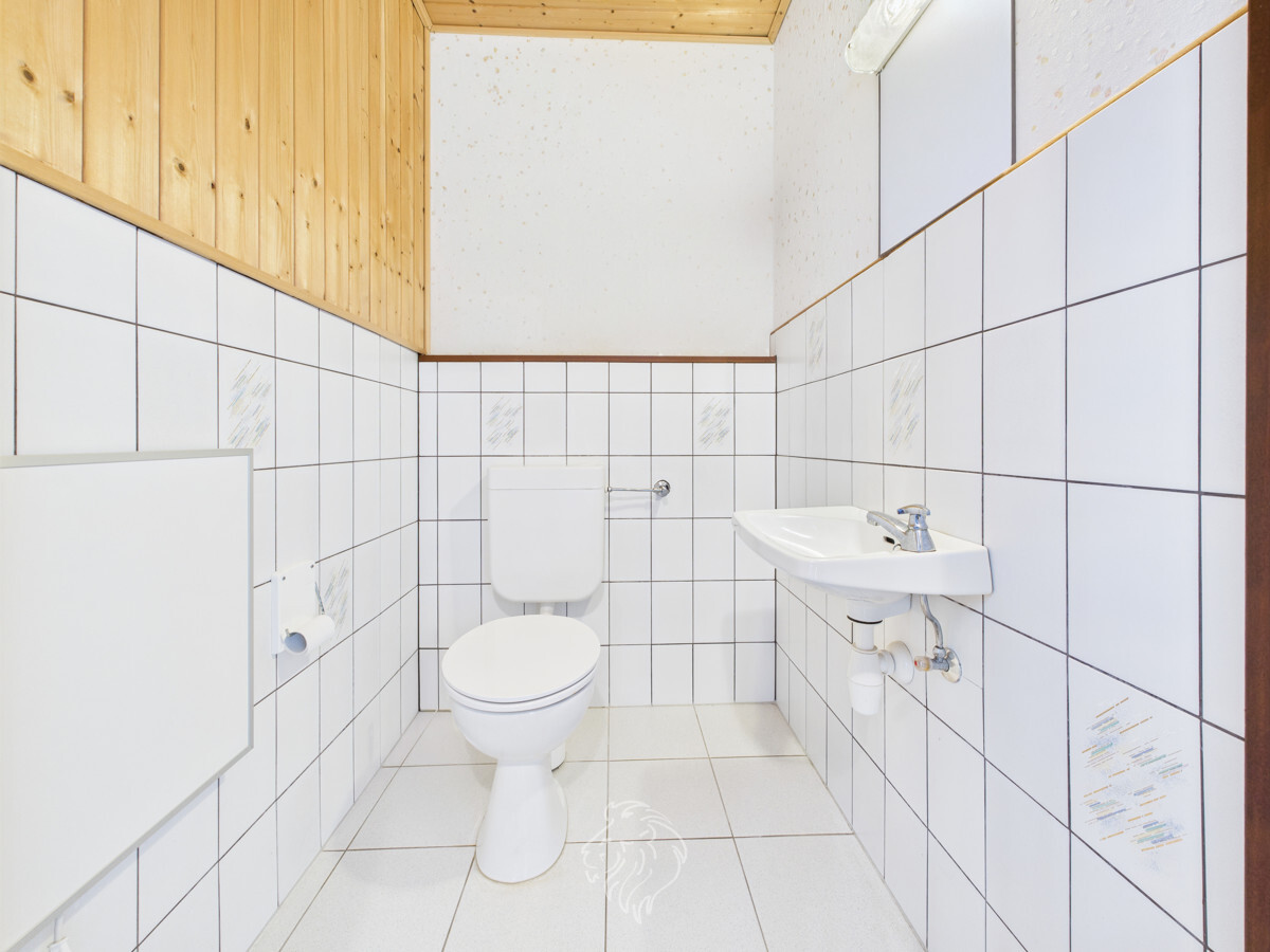 Gäste-WC EG