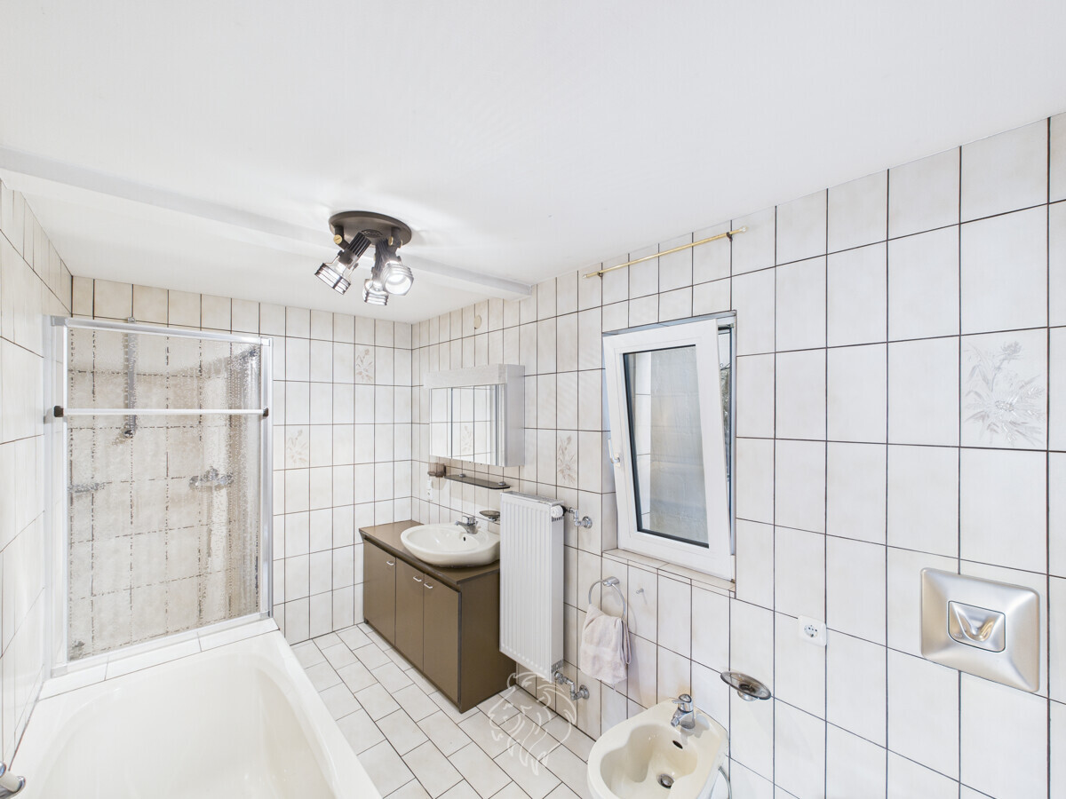 Badezimmer 1.OG
