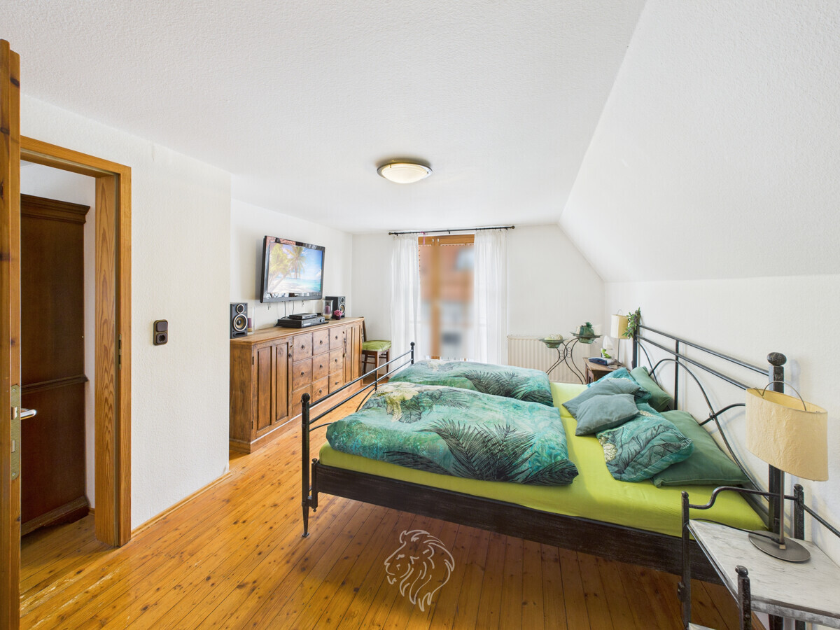 Schlafzimmer 1.OG