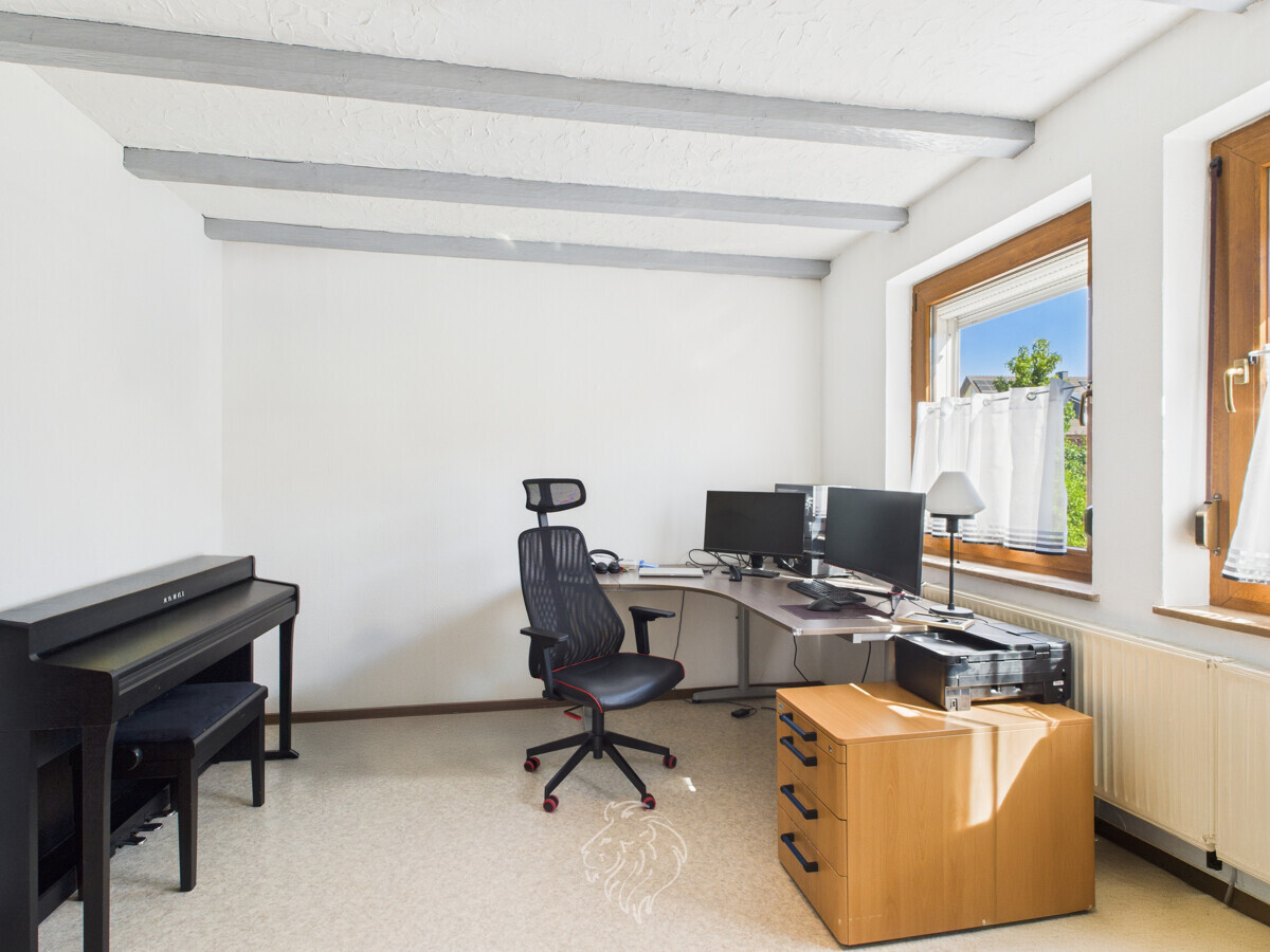 Arbeitszimmer EG