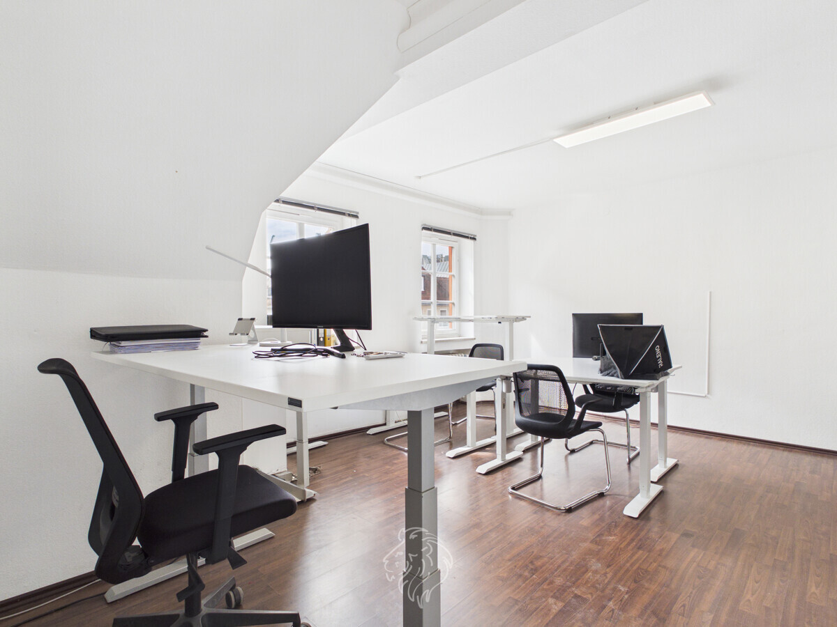 Büro 2