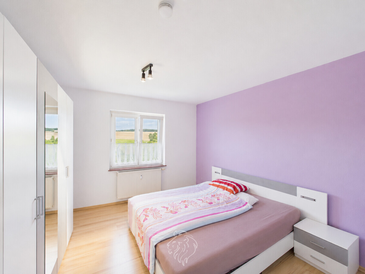 Schlafzimmer EG linkes Haus (wurde digital bearbeitet)