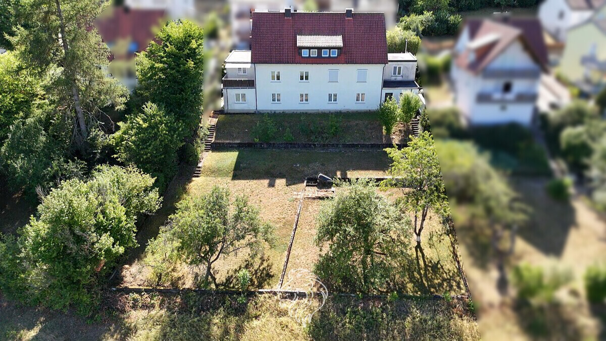 Rückansicht mit Garten