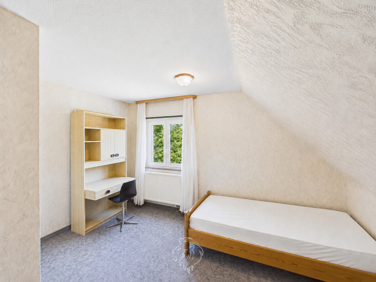 Schlafzimmer OG rechtes Haus