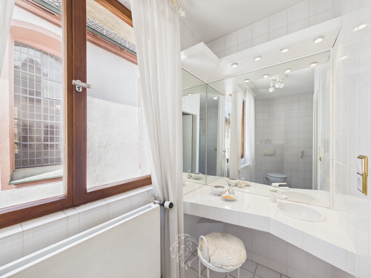 Badezimmer OG Perspektivwechsel