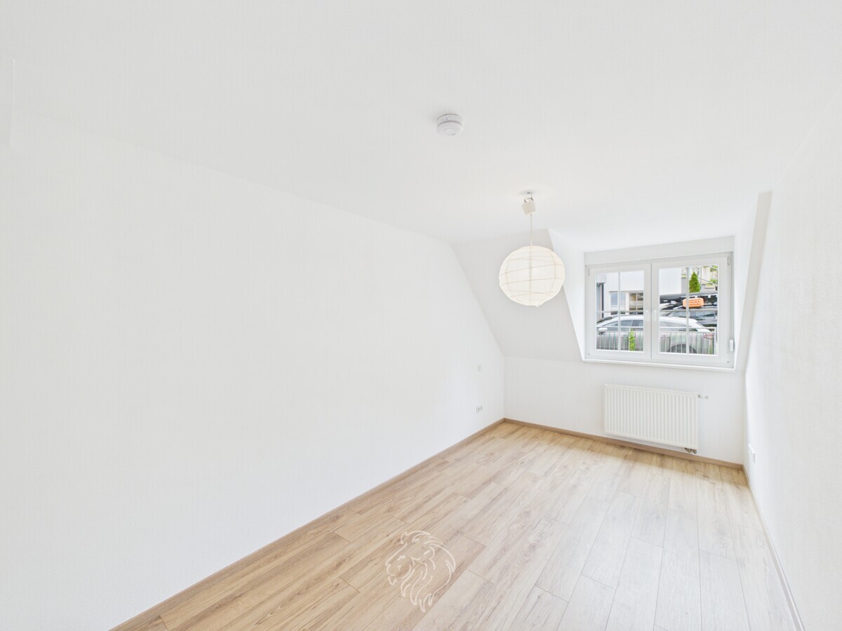 Büro/Kinderzimmer