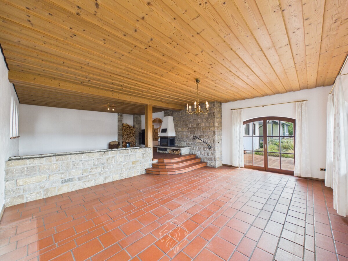 Wohnzimmer mit Kamin Perspektivenwechsel 3 EG 