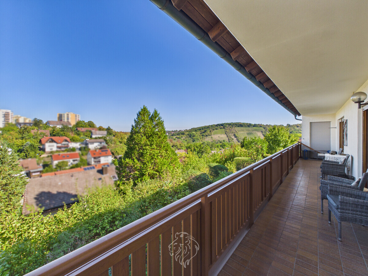 Balkon EG
