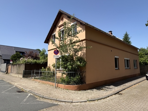 Straßenansicht (4)