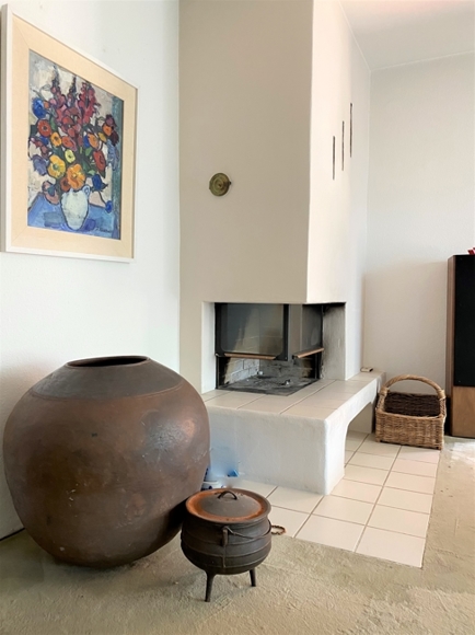 Haus in Stadtbergen/ Leitershofen zum Kauf: Wohnzimmer mit schönem, modernen Kamin