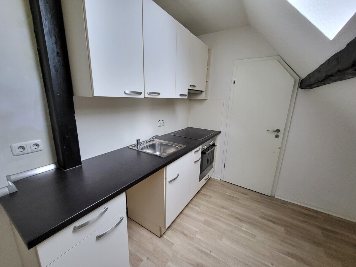 Zentrale Lage: Schöne 2-Zimmer-Dachgeschoss Altbauwohnung in der Pfaffenstraße / ... - Foto 1
