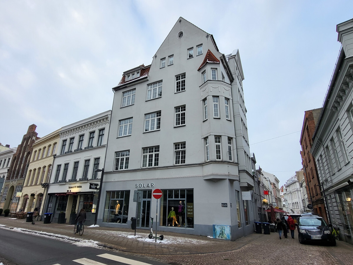 Zentrale Lage: Schöne 2-Zimmer-Dachgeschoss Altbauwohnung in der Pfaffenstraße / ... - Foto 3