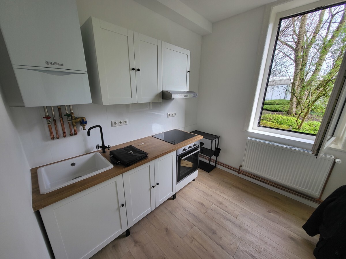 Nähe Bahnhof: Modernisierte 3,5-Zimmer-Altbau-Wohnung in Lübeck-St. Lorenz Nord, ... - Photo 4