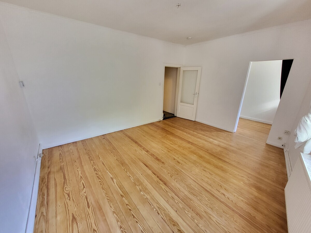 Zentrale 1,5-Zimmer-Altbau-Wohnung in Lübeck-St. Lorenz Süd, Nähe City / Nähe Hb ... - Photo 2