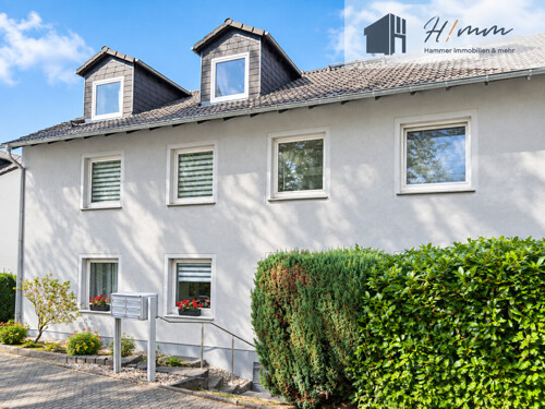 Außen Ansicht Mehrfamilienhaus