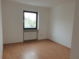 Kind 2 neben Schlafzimmer