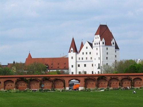 Klenzepark Blick aufs Schloss