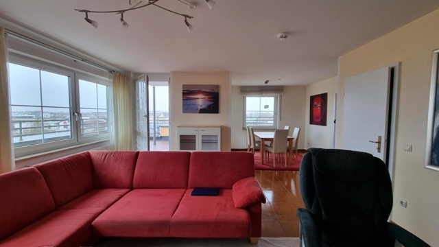 Möblierte Maisonette-Wohnung über den Dächern von Ingolstadt, (nähe Klinikum, Westpark) - Foto 3