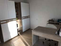 Kind / Büro