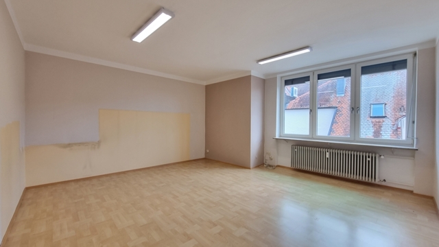 Empfang / vorderes Büro