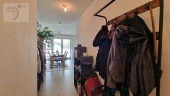 Flur Blick zum Wohnzimmer