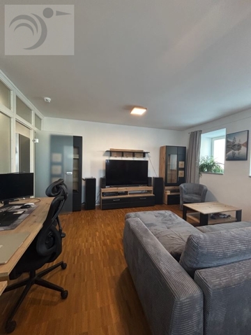 Gemütliche Erdgeschosswohnung-Wohnung im ehemaligen Schloss Hepberg - Photo 1