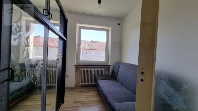 Renovierte, gut geschnittenen 4-Zimmer-Wohnung in Neuburg - Foto 3