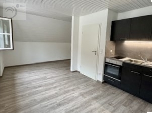 Blick zum Wohn- und Schlafbereich